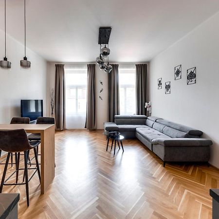 New Town Oases Apartment Praag Buitenkant foto