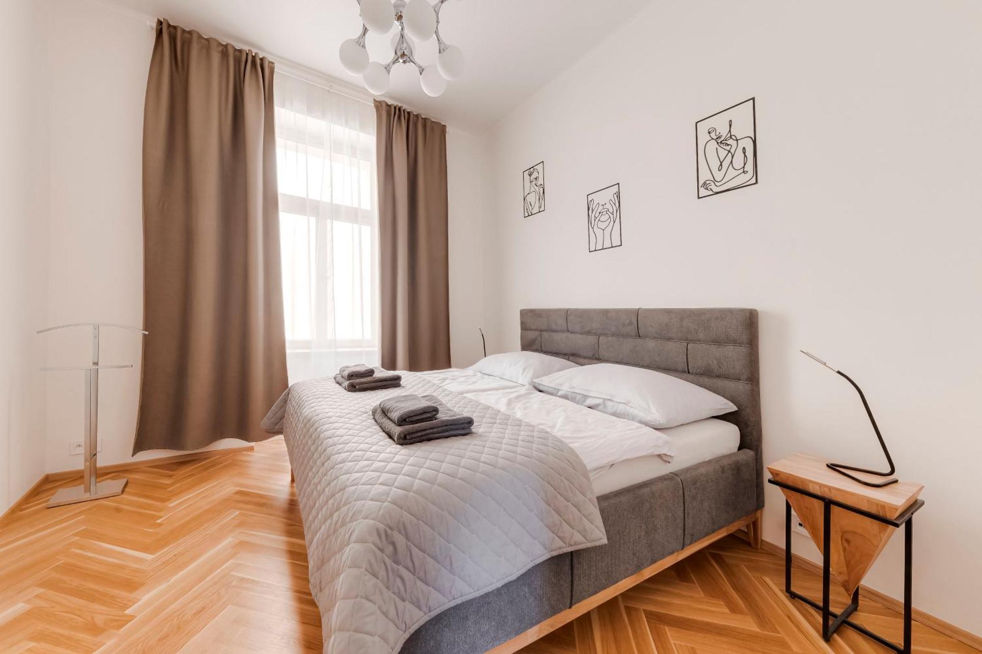 New Town Oases Apartment Praag Buitenkant foto