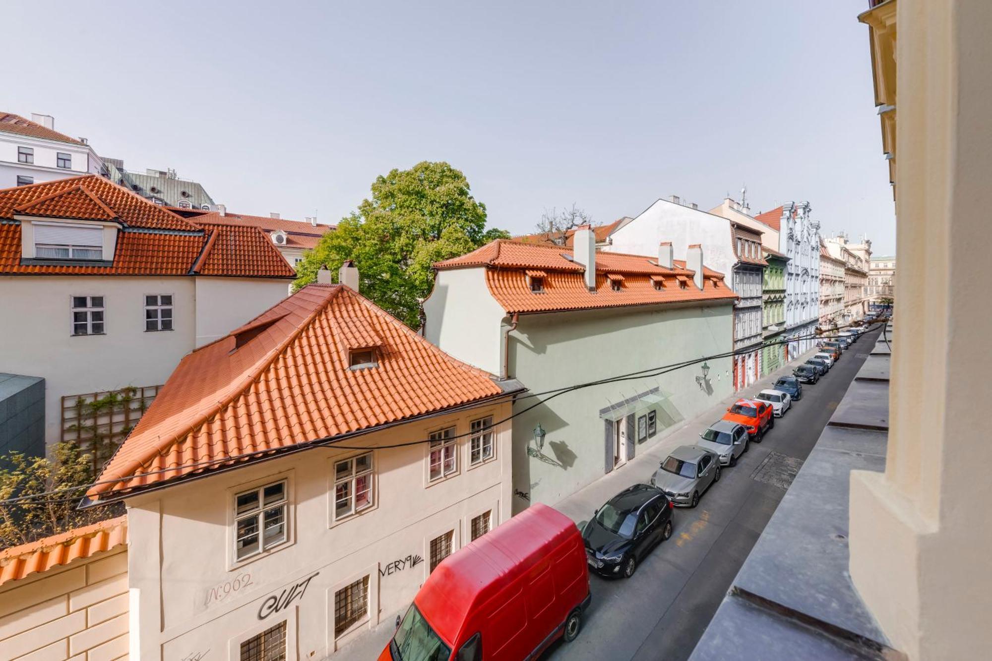 New Town Oases Apartment Praag Buitenkant foto