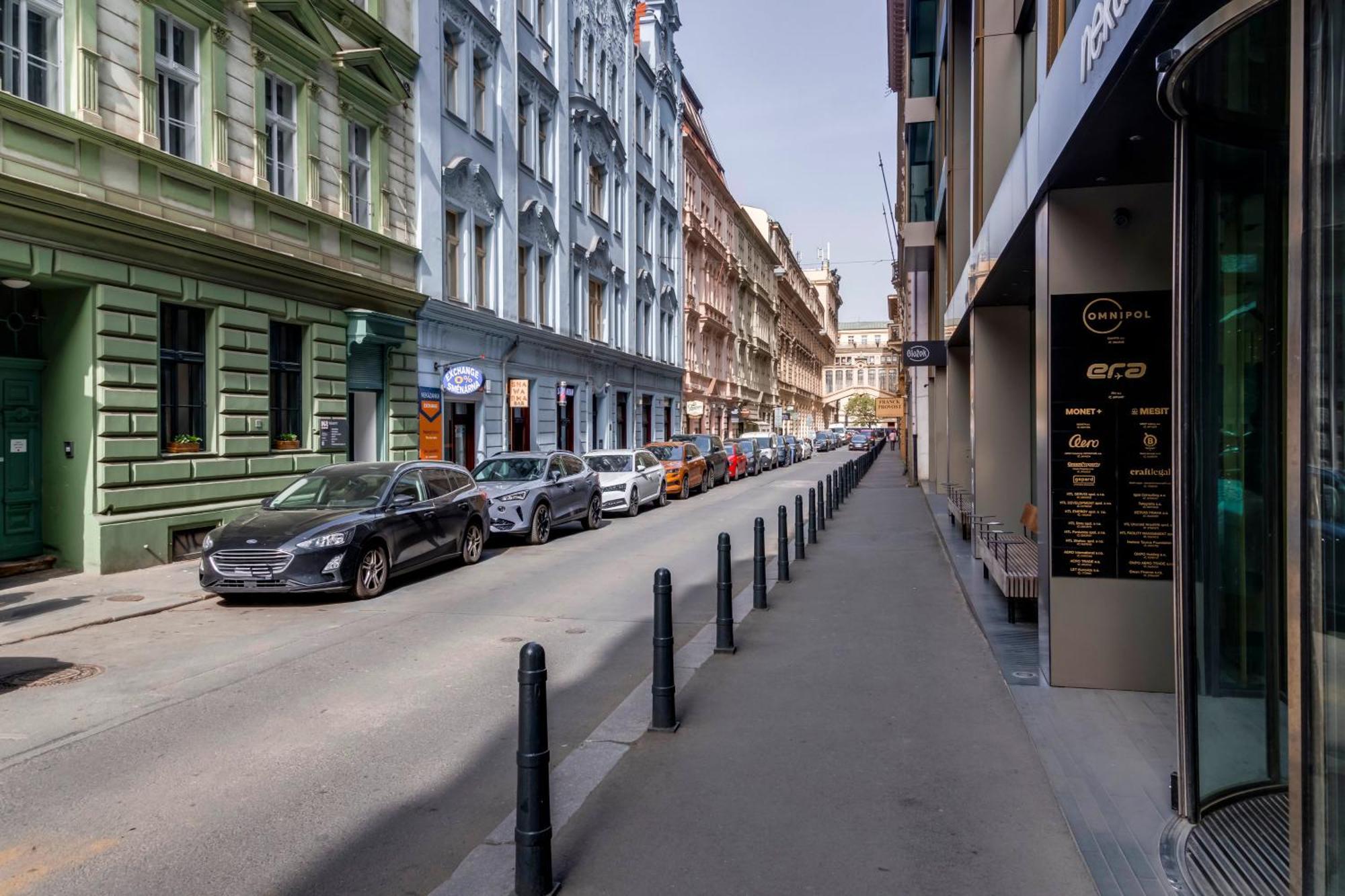 New Town Oases Apartment Praag Buitenkant foto